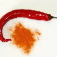 Piper de Cayenne De fapt nu e piper, ci un ardei iute, o varietate de Capsicum frutescens (alaturi, de pilda, de ardeii Tabasco, malagueta etc). Denumirea vine de la capitala Guyanei franceze (Cayenne),...
