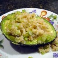 Salata de ton cu avocado Daca tot e azi Bunavestire, mi se pare normal sa povestesc despre peste, nu? Iar prima idee care mi-a trecut prin cap e legata de o salata extrem de simpla,...