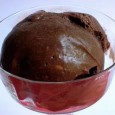 Înghețată de cacao cu stafide De fapt nu-i chiar înghețată, ci e ceea ce francezii numesc sorbet, iar traducătorii de filme „șerbet“, că li se pare normal. Care-i diferența? Păi în sorbet, spre deosebire de...