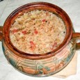 Există sau nu girafa? Pentru început, iubiţi comeseni, vă rog să reţineţi: gastronomia românească e una eminamente casnică, iar asta nu-i nici vreo calitate, dar nici vreun defect, pur şi simplu aşa a fost...