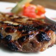 Nu se lasă deloc prietenul nostru ovidiucro (foarte bine face!) și iar ne face o pofta cumplită cu fripturile lui minunate. De data asta, un piept de porc bine băițuit,...