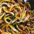 Habar n-am de ce există în România ferma credință că numai noi mâncăm burtă (ei, hai, poate și turco-musulmanii, că de la ei am luat schimbeaua, adică İşkembe çorbası). Da,...
