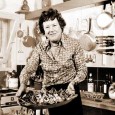 Vinaigrette à la crème. Adică vinegretă cu smântână Tot de la Julia Child, prin intermediul prietenului nostru, Mihai Ovidiu, ne vine și rețeta acestui sos foarte simplu de făcut și absolut excelent pentru salate, ouă fierte tari, legume...