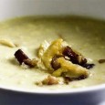 Supă Mulligatawny Sub numele de Mulligatawny Soup se ascunde o întreagă familie de supe de pui, de origine indiană, dar care circulă acum în toată lumea (e drept, cu predilecție în Commonwealth)....