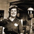 Spumă de portocale, oferită de Julia Child O grozavă spumă de portocale, rece și bună, cam asta propune Julia Child (prin intermediul prietenului nostru Mihai Ovidiu) în cele ce urmează. Sigur, acest excelent desert ar putea fi...