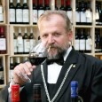 Marian Timofti, președinte al Organizației Somelierilor din România 2011 și somelier profesionist cu o experienta de 19 ani în domeniu, va întâmpina producătorii de vin și vizitatorii Festivalului Provino –...