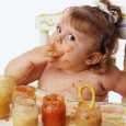 Este obezitatea cauzată de o mutație genetică? Cercetători americani au identificat o genă care, suferind o mutație, împiedică organismul să semnaleze umplerea stomacului; prin urmare, persoana cu o astfel de genă mănâncă prea mult, anunță maxisciences.com. Această...