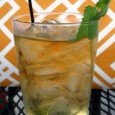 Pe scurt, mint julep, probabil cel mai cunoscut cocktail al „sudiștilor americani”, este o băutură în același timp dulceagă și răcoritoare, ale cărei ingrediente clasice sunt bourbon-ul, apa, zahărul și...
